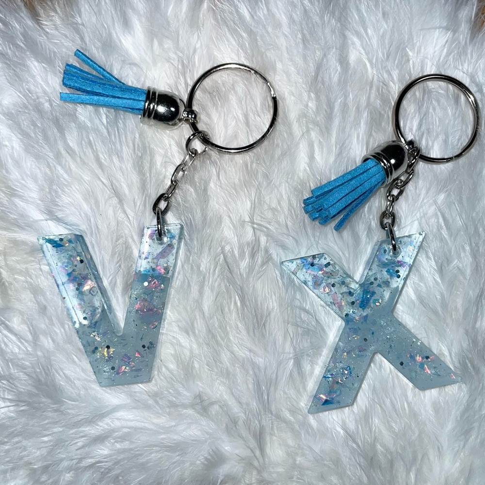 V X Keychains - Picture 5 of 5